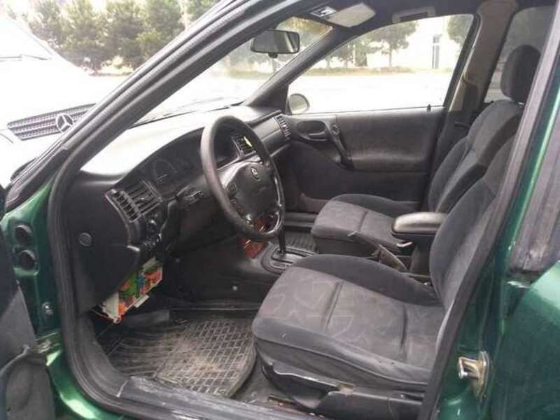 Opel Vectra, 1995 il, 2.5 L, 321 530 km
