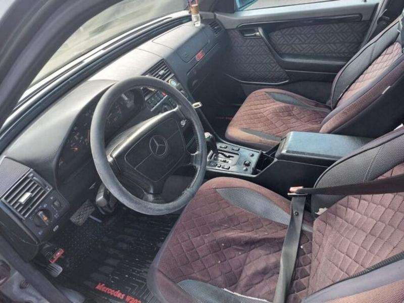 Mercedes C 180, 1994 il, 1.8 L, 260 000 km