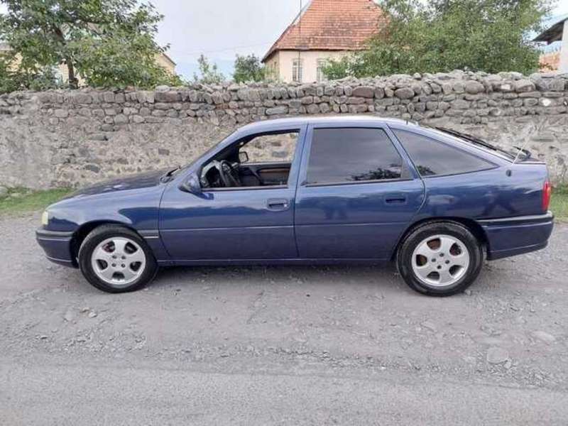 Opel Vectra, 1995 il, 2.0 L, 400 000 km