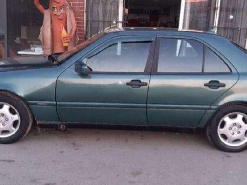 Mercedes C 180, 1994 il, 1.8 L, 463 500 km