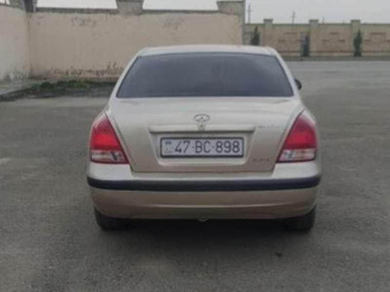 Hyundai Elantra, 2002 il, 1.6 L, 725 000 km