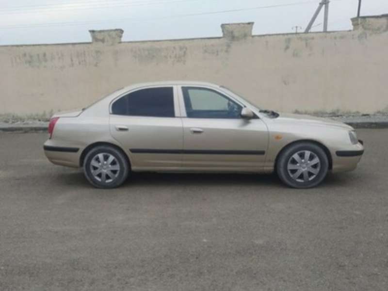 Hyundai Elantra, 2002 il, 1.6 L, 725 000 km