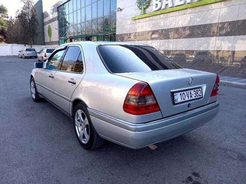 Mercedes C 180, 1994 il, 1.8 L, 350 000 km