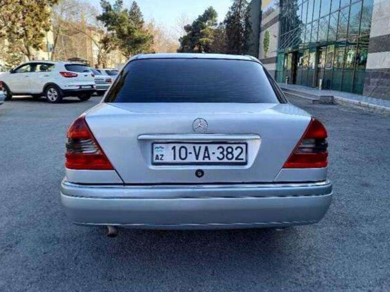 Mercedes C 180, 1994 il, 1.8 L, 350 000 km