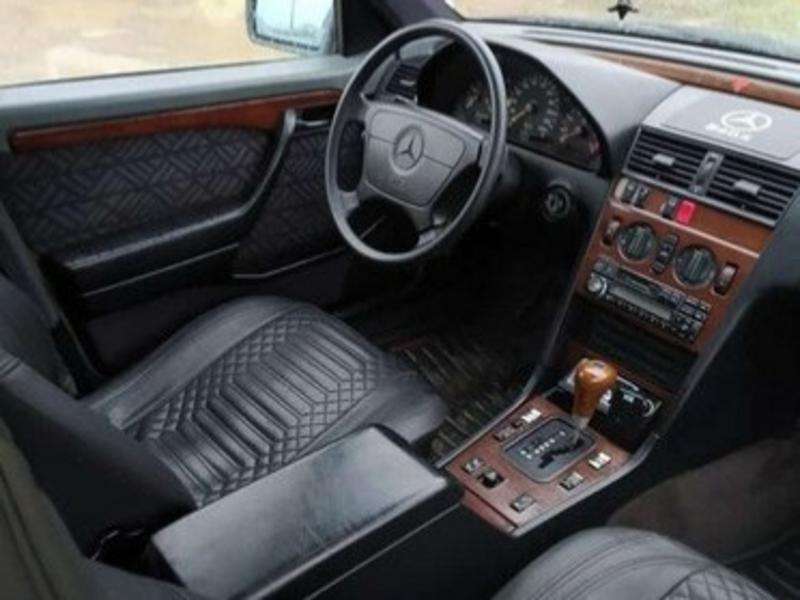 Mercedes C 180, 1994 il, 1.8 L, 300 000 km