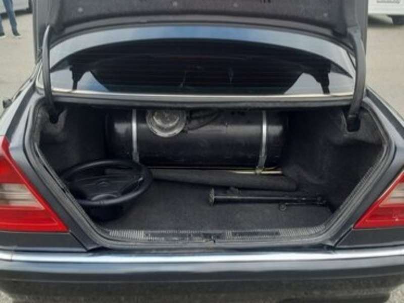 Mercedes C 180, 1994 il, 1.8 L, 250 000 km