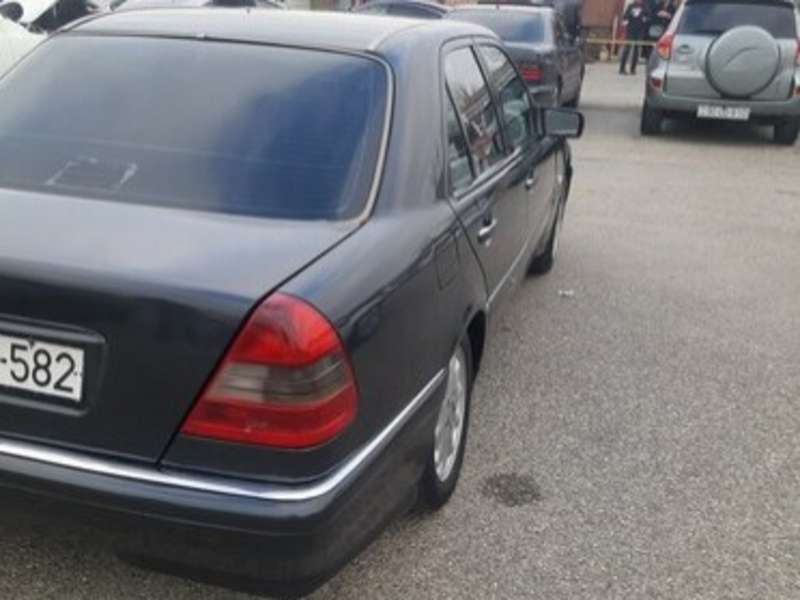 Mercedes C 180, 1994 il, 1.8 L, 250 000 km