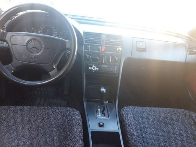 Mercedes C 180, 1994 il, 1.8 L, 238 000 km