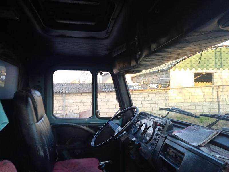 ZIL 4334, 1991 il, 6.0 L, 100 000 km