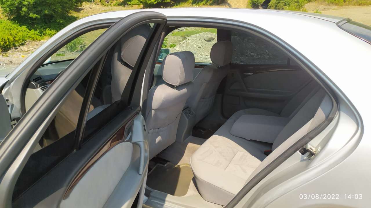 Mercedes E 240, 1999 il, 2.4 L, 274 000 km