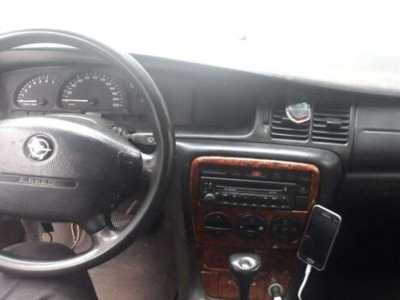 Opel Vectra, 1996 il, 2.0 L, 250 000 km