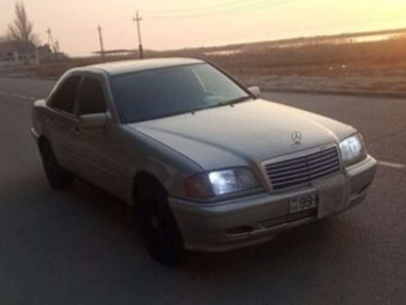 Mercedes C 180, 1994 il, 1.8 L, 399 121 km