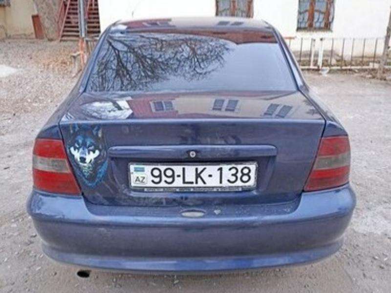 Opel Vectra, 1996 il, 1.8 L, 255 887 km