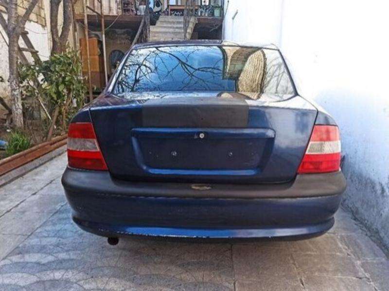 Opel Vectra, 1996 il, 2.0 L, 359 000 km