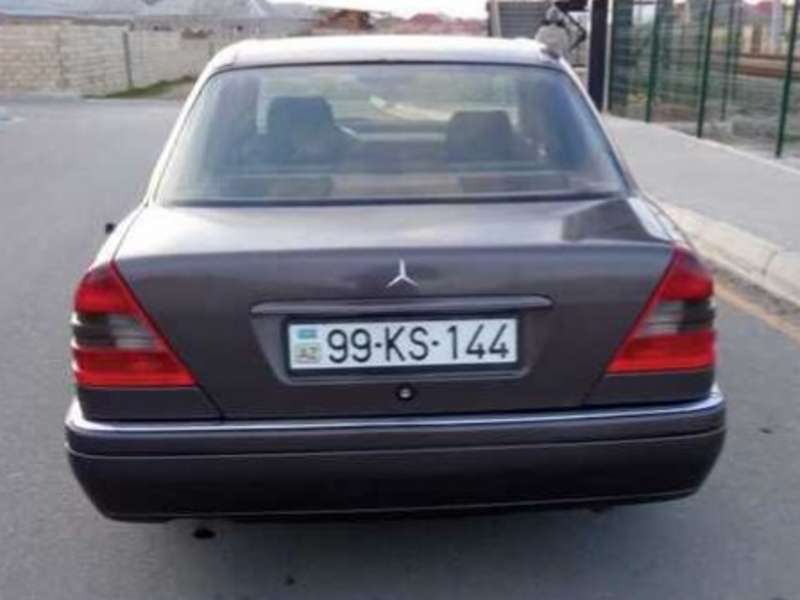 Mercedes C 180, 1994 il, 1.8 L, 274 800 km