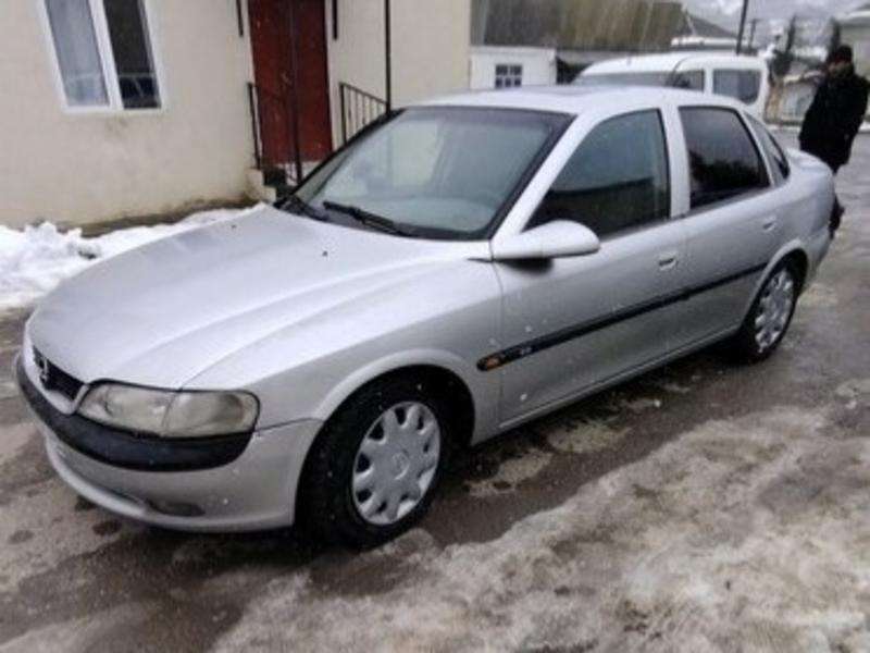 Opel Vectra, 1996 il, 1.8 L, 349 000 km