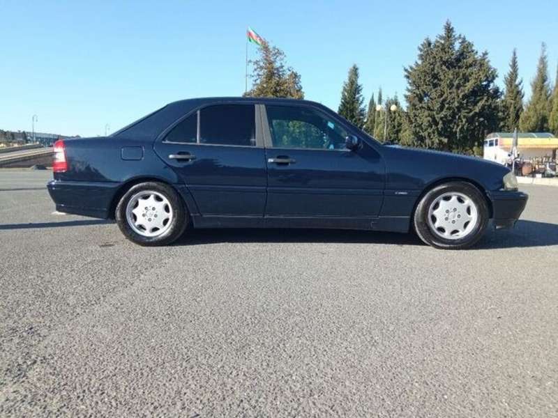 Mercedes C 180, 1994 il, 1.8 L, 290 000 km