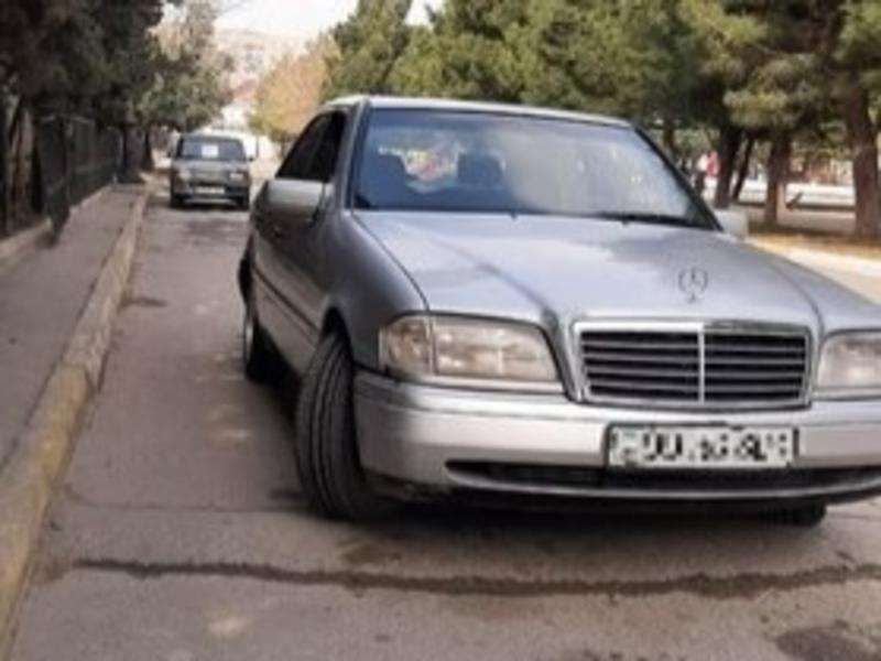Mercedes C 180, 1995 il, 1.8 L, 399 000 km