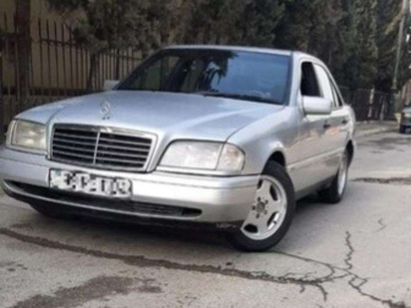 Mercedes C 180, 1995 il, 1.8 L, 399 000 km