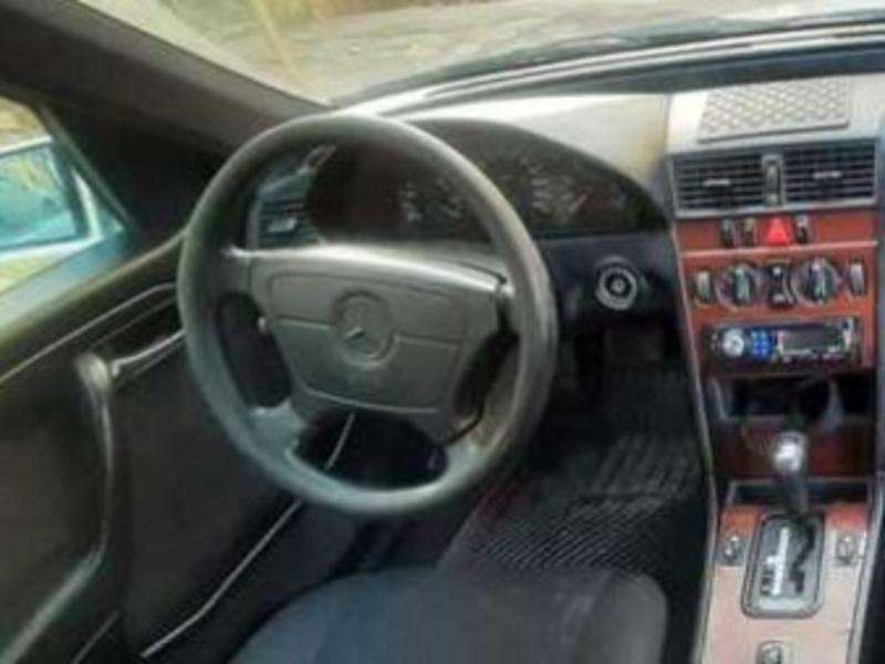 Mercedes C 180, 1995 il, 1.8 L, 399 000 km