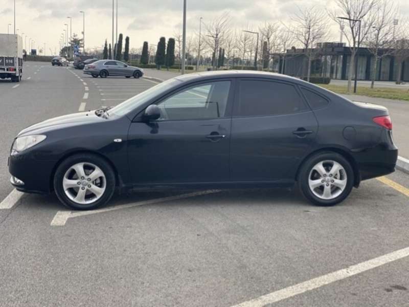 Hyundai Elantra, 2007 il, 2.0 L, 211 000 km