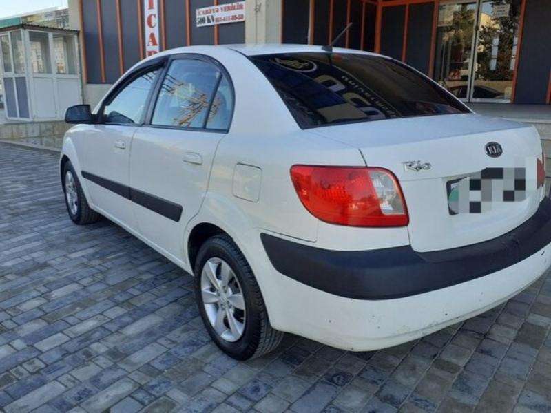 Kia Rio, 2009 il, 1.4 L, 242 500 km