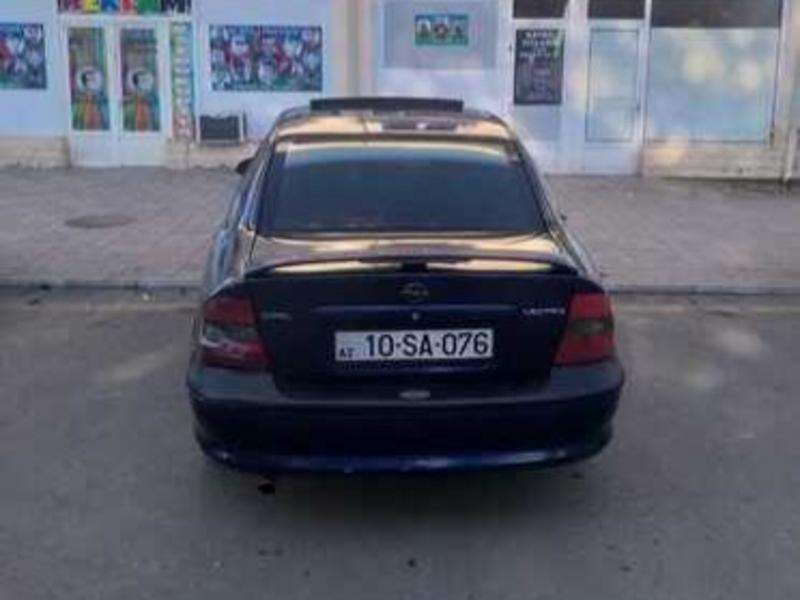 Opel Vectra, 1996 il, 2.0 L, 234 800 km
