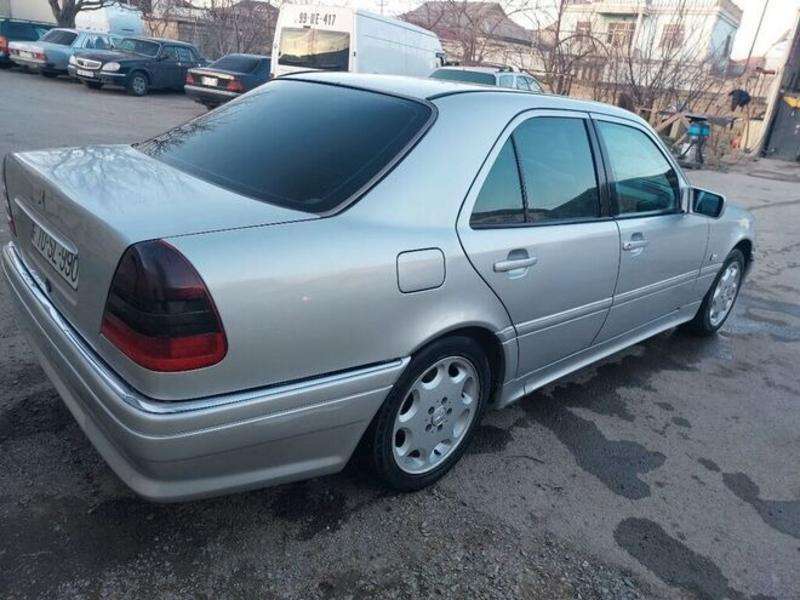 Mercedes C 180, 1995 il, 1.8 L, 230 000 km