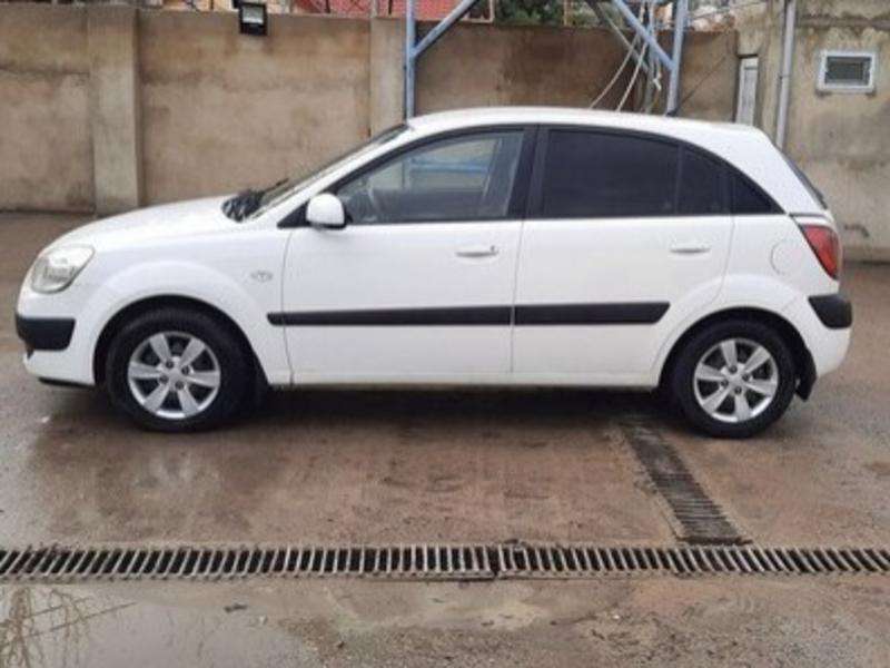 Kia Rio, 2009 il, 1.4 L, 195 000 km