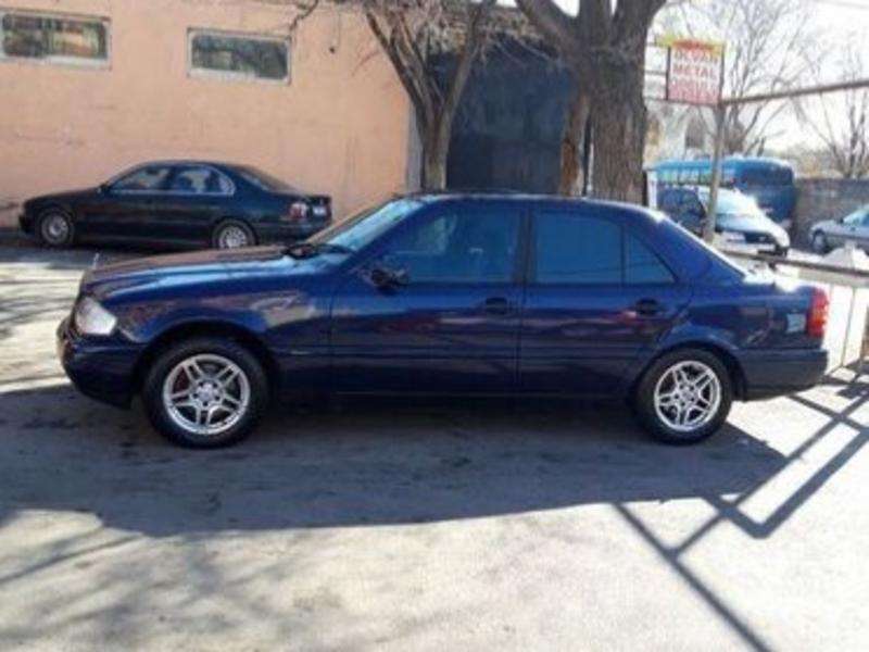 Mercedes C 180, 1995 il, 1.8 L, 400 000 km