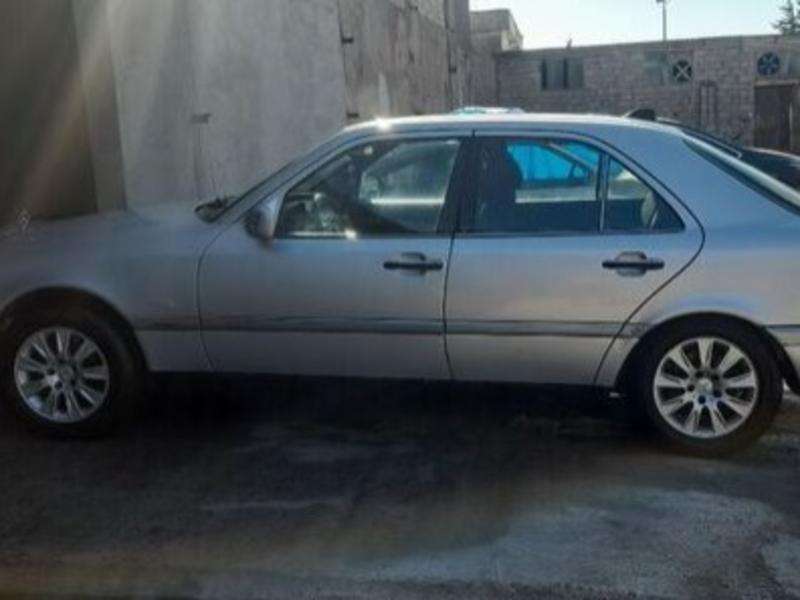 Mercedes C 180, 1995 il, 1.8 L, 330 000 km