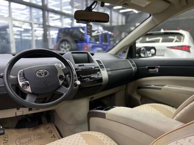 Toyota Prius, 2006 il, 1.5 L, 100 000 km