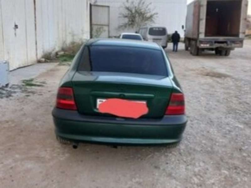 Opel Vectra, 1996 il, 2.0 L, 365 000 km