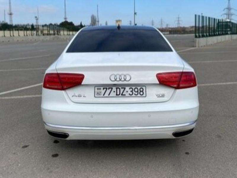 Audi A8, 2011 il, 4.2 L, 156 000 km