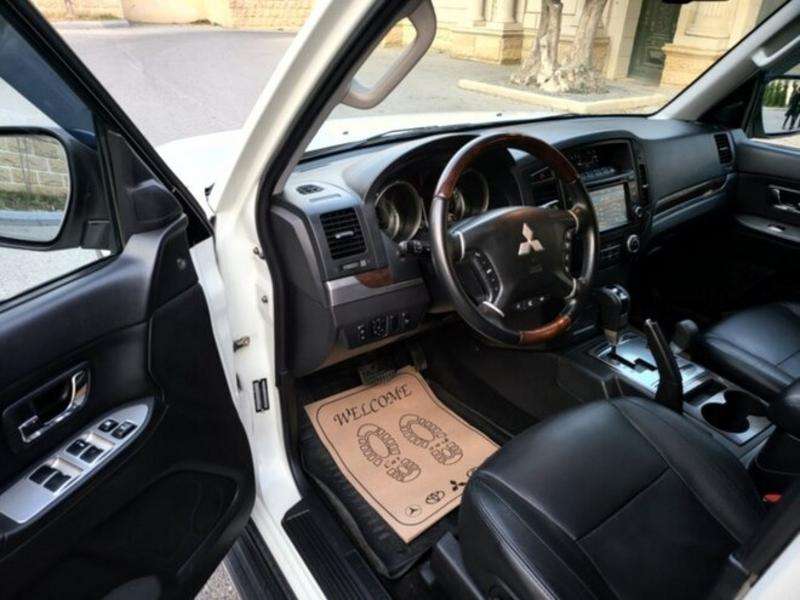 Mitsubishi Pajero, 2011 il, 3.5 L, 110 700 km