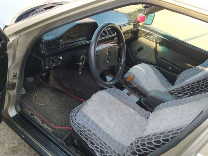 Mercedes C 220, 1987 il, 2.2 L, 40 000 km