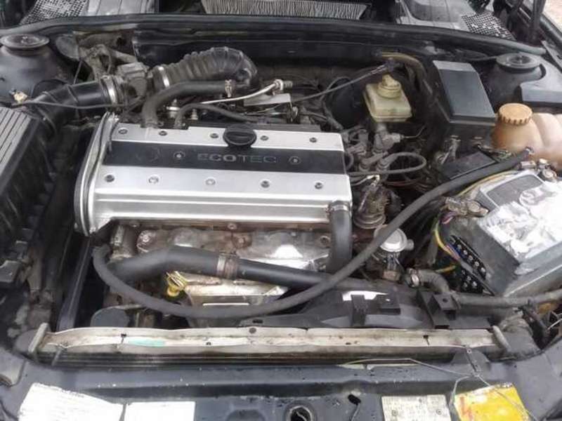 Opel Vectra, 1996 il, 2.0 L, 452 632 km