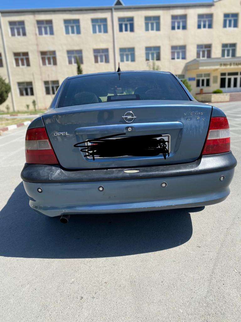 Opel Vectra, 1998 il, 0.15 L, 300 000 km