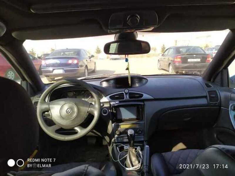 Renault Megane, 2003 il, 2.2 L, 220 000 km