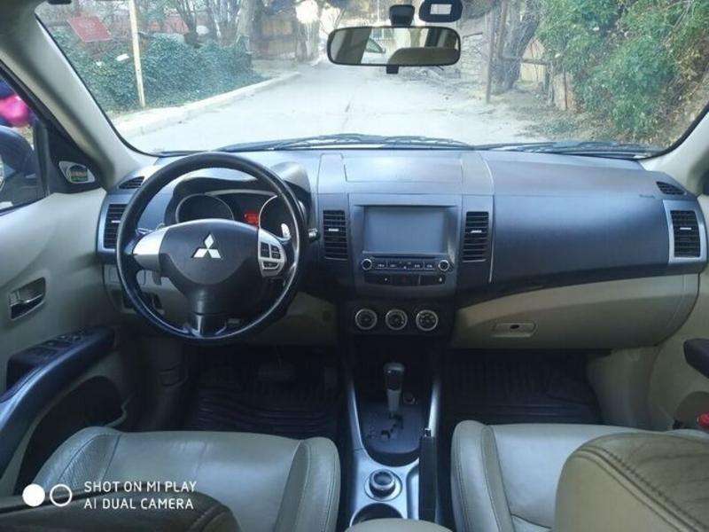 Mitsubishi Outlander, 2007 il, 3.0 L, 180 000 km