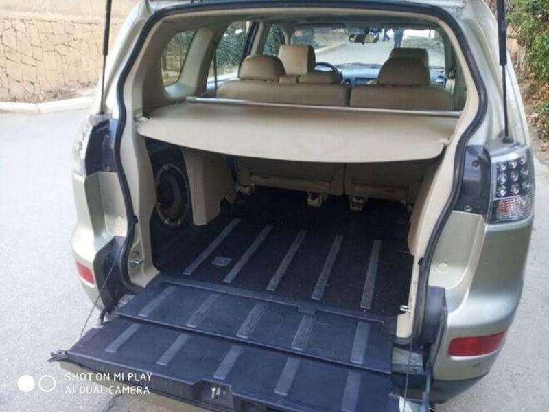 Mitsubishi Outlander, 2007 il, 3.0 L, 180 000 km