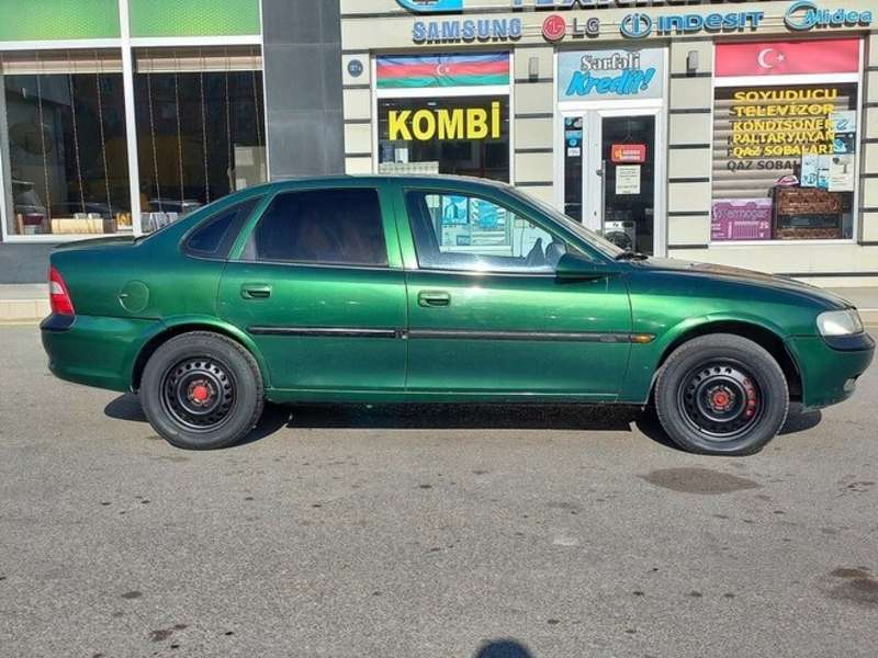 Opel Vectra, 1996 il, 1.6 L, 100 000 km