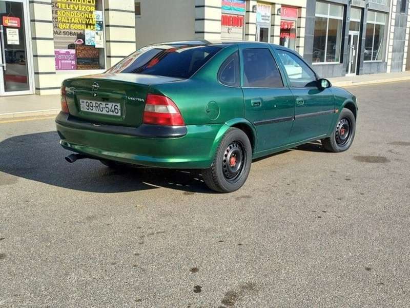 Opel Vectra, 1996 il, 1.6 L, 100 000 km