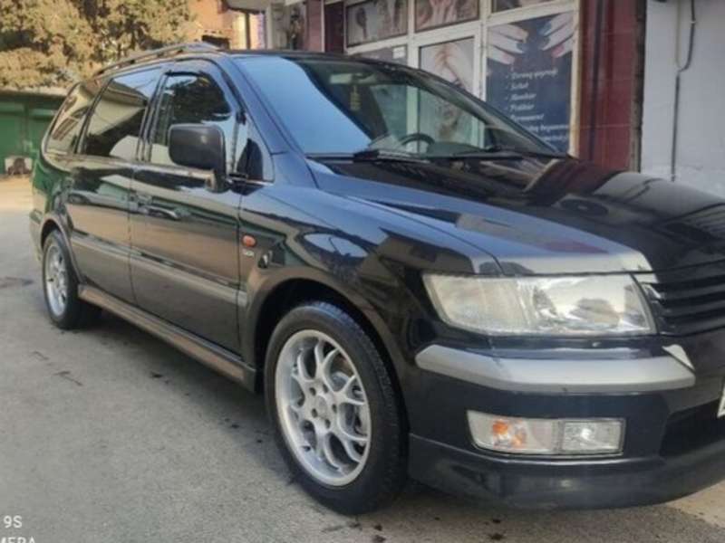 Mitsubishi Space Wagon, 1999 il, 2.4 L, 370 665 km