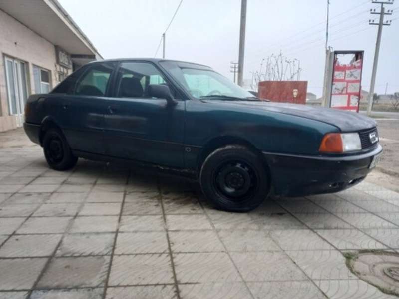 Audi 80, 1990 il, 1.8 L, 325 044 km