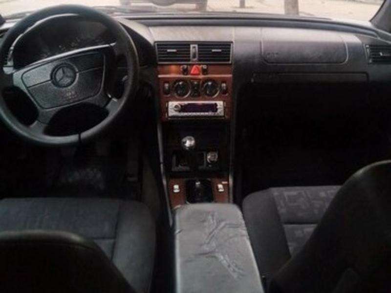 Mercedes C 180, 1995 il, 1.8 L, 350 000 km