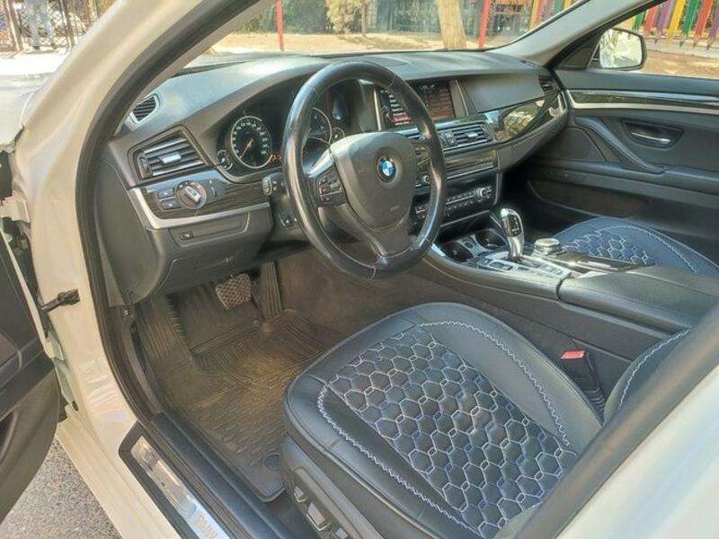 BMW 520, 2016 il, 2.0 L, 118 000 km
