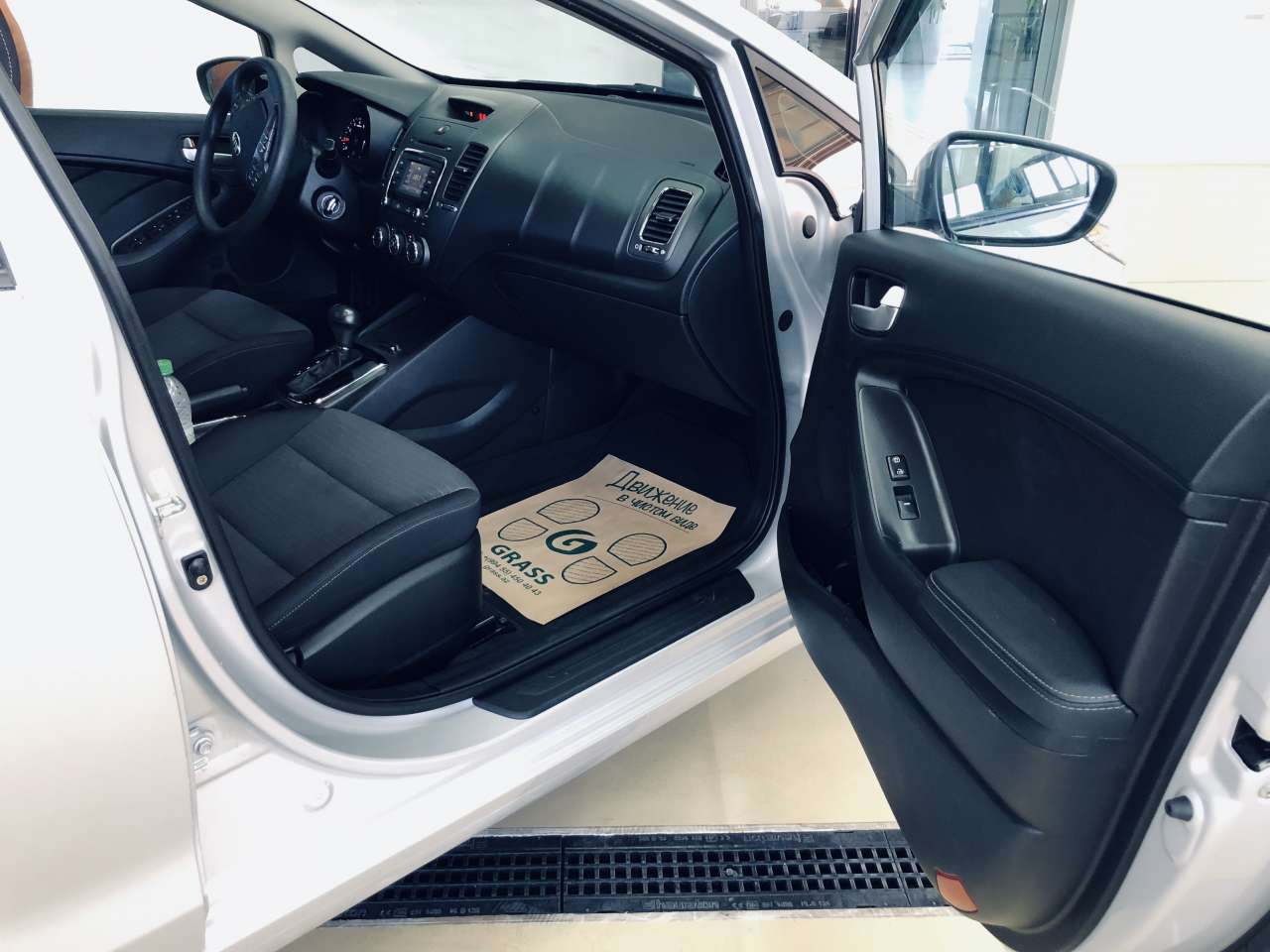 Kia Cerato, 2017 il, 2.0 L, 61 000 km