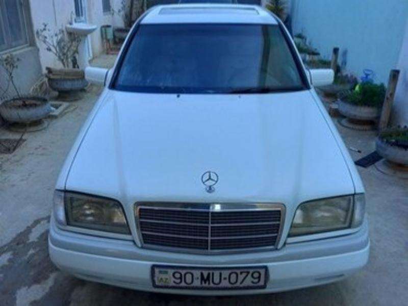 Mercedes C 180, 1995 il, 1.8 L, 250 000 km