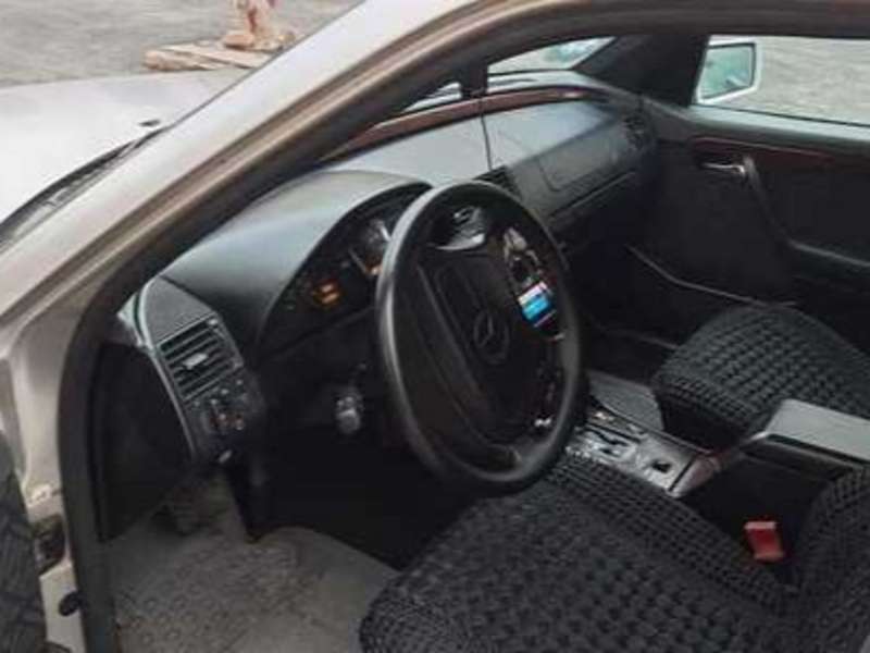 Mercedes C 180, 1995 il, 1.8 L, 200 000 km